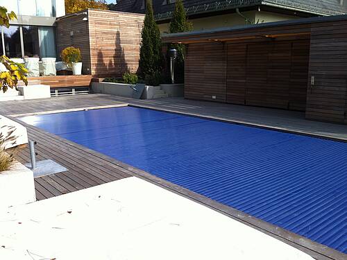 Poolabdeckung 04