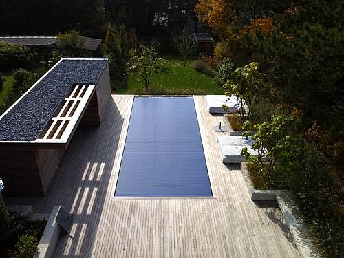 Poolabdeckung 04 – Ausblick von Balkon 2. Obergeschoss