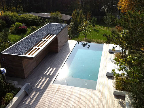 Poolansicht 01